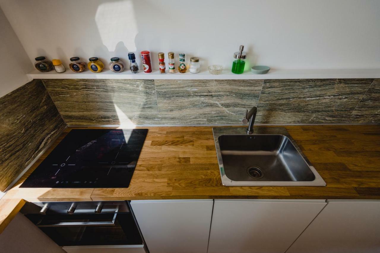 Sea Breeze - Barcola Apartment Trieste Luaran gambar