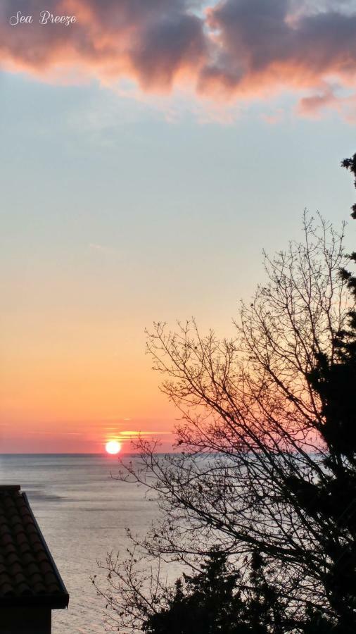 Sea Breeze - Barcola Apartment Trieste Luaran gambar
